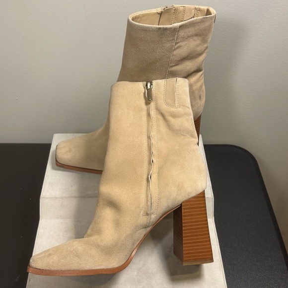 Sam Edelman Women's Tan Ankle Boots, size 8.5, Suede, NWOT - Picture 5 of 11